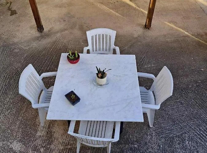 Persefoni's Apartmán Nea Kios